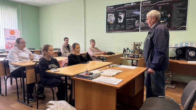 Проект по профилактике дорожной безопасности для молодежи в Великом Новгороде