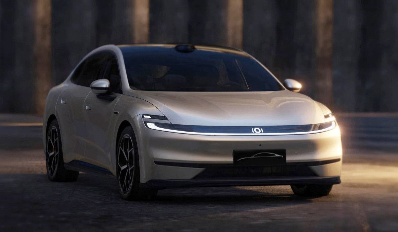 Первые изображения электромобиля Changan Qiyuan C390 с продвинутыми технологиями