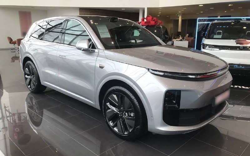 Li Auto представила ценовые позиции на модельный ряд в России