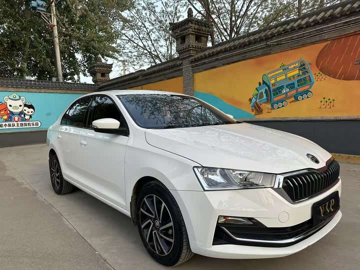 Обзор рынка Skoda в Китае: доступные модели и актуальные цены