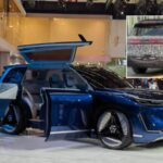 Новый серийный кроссовер Geely Starship 9: инновационная гибридная технология и конкуренция на рынке