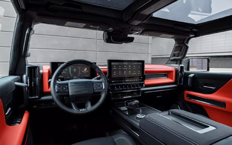 Обновленный электрокар GMC Hummer EV: мощь, маневренность и лимитированная версия