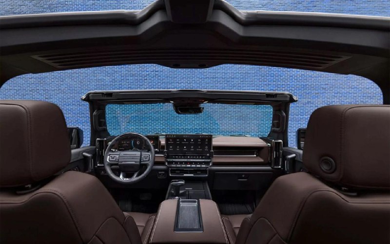 Обновленный электрокар GMC Hummer EV: мощь, маневренность и лимитированная версия