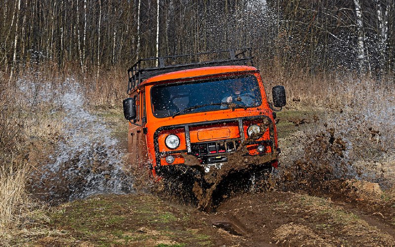 УАЗ «Буханка» получила новое обновление: бесшумные ограничители дверей
