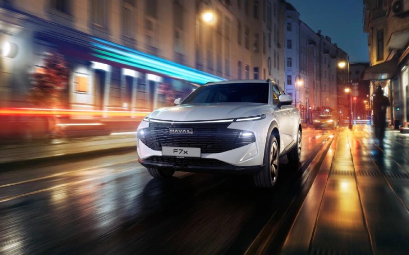 В России начинаются продажи обновленного кроссовера Haval F7x