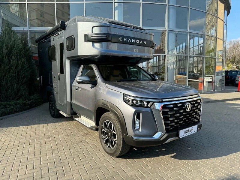 Российский автодом на базе пикапа: комфортный кемпер за 8,4 миллиона рублей