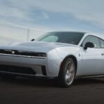 Проблемы электромодели Dodge Charger в США: ставка на бензиновые версии