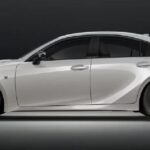 Лимитированный Lexus IS Ultimate Edition 2025 с мощным двигателем и эксклюзивными особенностями