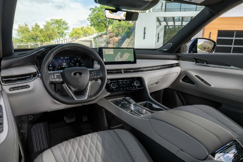 Обновленный Infiniti QX60: новый дизайн и расширенные возможности