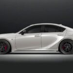Lexus выпускает финальную версию суперседана IS 500 Ultimate с V8 двигателем