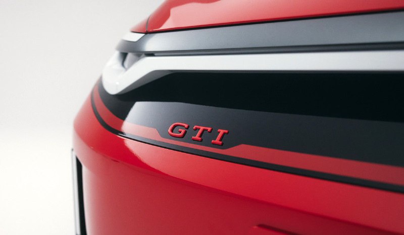 Volkswagen переводит популярные модели в электромобили: ожидаются GTI и R EV
