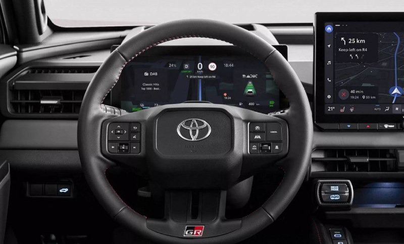 Обновленный Toyota RAV4 в спортивной версии GR Sport: дизайн и характеристики