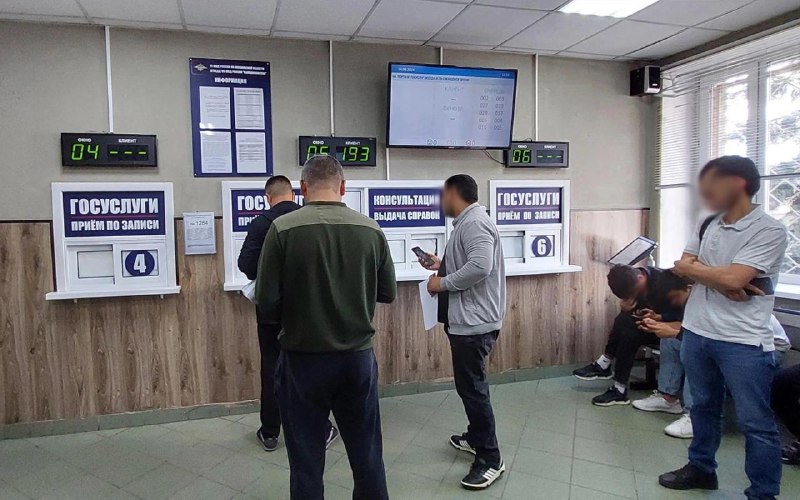 В России вводят ограничения для должников по алиментам и участникам ДТП