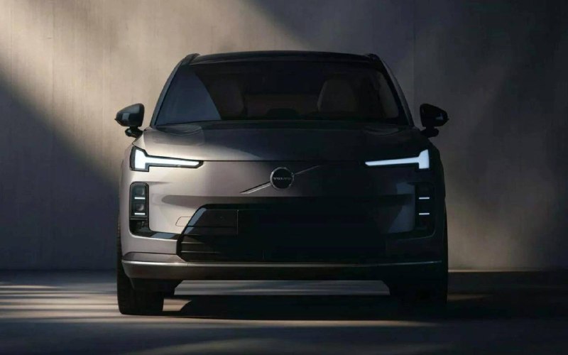 Volvo представляет новый гибридныйXC70: первые изображения и основные характеристики