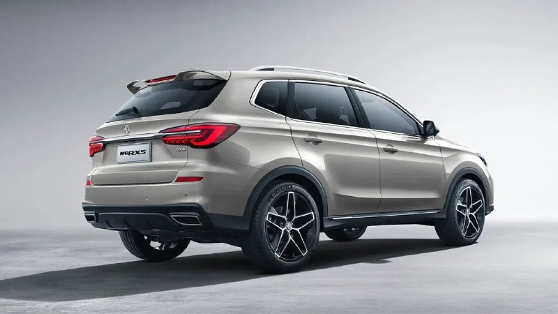 Российский рынок получит новый компактный кроссовер MG RX5 с мощным турбомотором