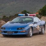 На аукционе продают полицейский Chevrolet Camaro 1995 года с полным оснащением