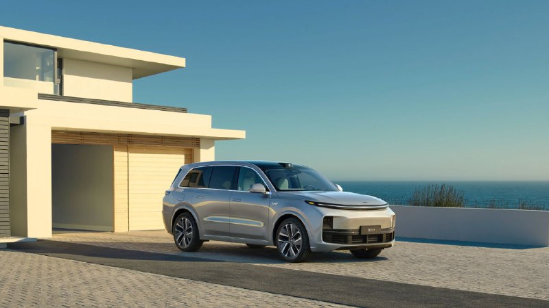Официальный дистрибьютор Li Auto начинает легальную продажу и борется с нелегальным импортом в России