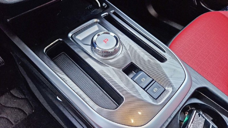 Haval анонсировал строительство завода в России и расширение производства