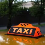 Вступил в силу новый закон о локализации автомобилей такси