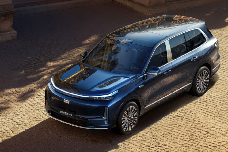 Обзор новинки: кроссовер Geely Galaxy M9 против крупных гибридных моделей
