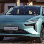 Обновления электромобиля Амберавто А5 от Автотора: новые версии и функции