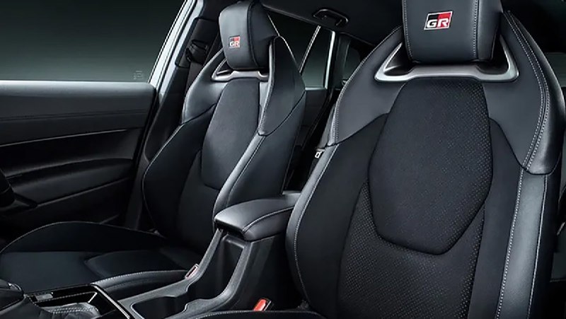 Обновленная Toyota Corolla Cross дебютировала на японском рынке, представлен новый спортивный вариант GR Sport
