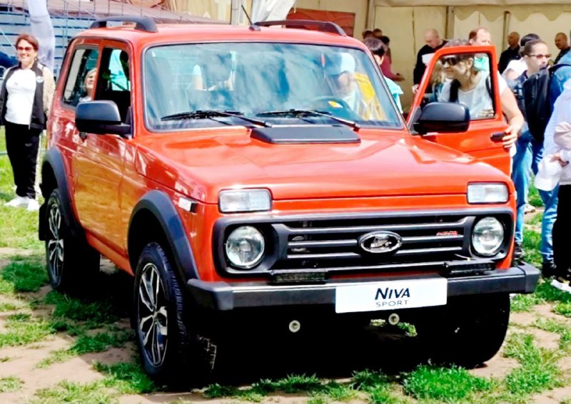 Новые цветовые решения для моделей LADA: обновление палитры автопарка