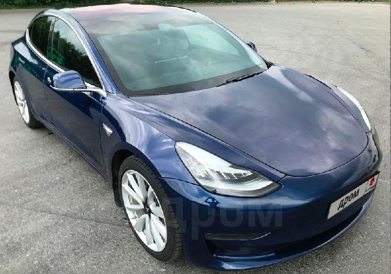 Обзор Tesla Model 3: плюсы и минусы владения