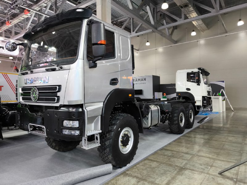 Открытие выставки COMvex 2025: новые грузовые автомобили и инновационные модели
