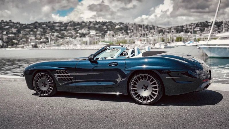 Современный reinterpretation классического Mercedes-Benz 300 SL в новом родстере