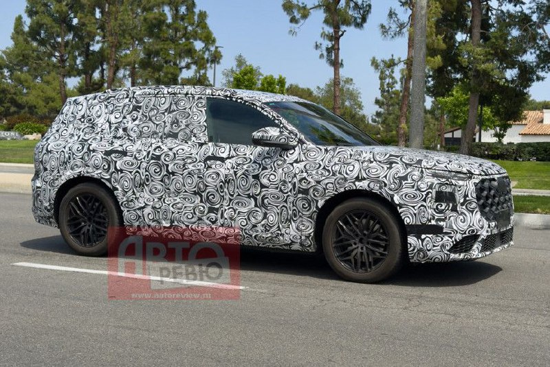 Новые модели Audi Q7 и RS 5 проходят дорожные тесты