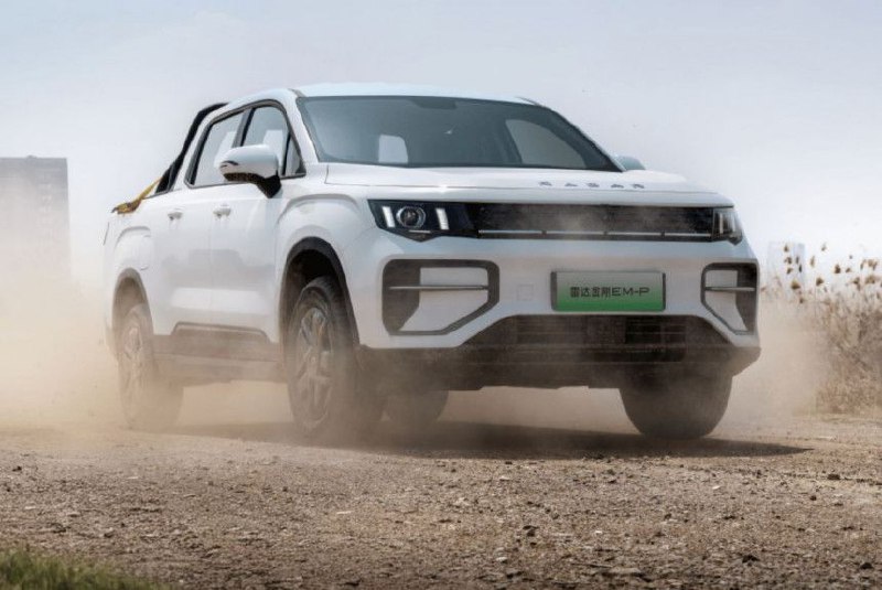 Пикапы Radar от Geely получили версии с гибридным приводом