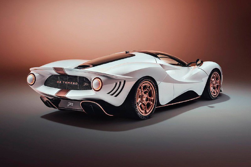 De Tomaso P72: Роскошный ретро-спорткар для коллекционеров