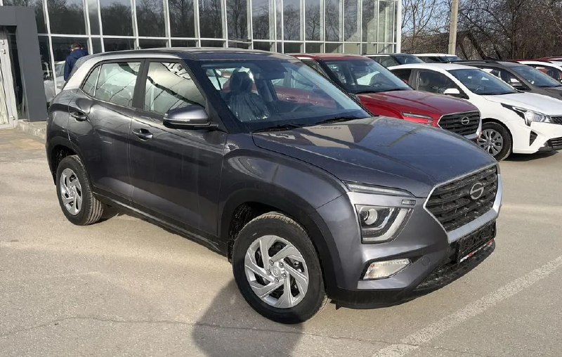 Цены на популярные автомобили снизились: доступные версии Hyundai Creta и Kia Rio
