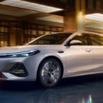Geely представила новый гибридный седан Galaxy A7 с рекордным запасом хода