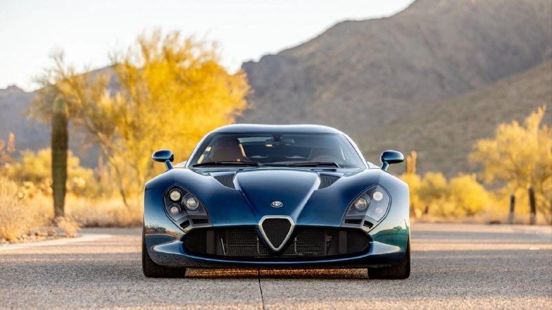 Уникальный Alfa Romeo TZ3 Stradale на аукционе: редкий суперкар с моторами Dodge Viper