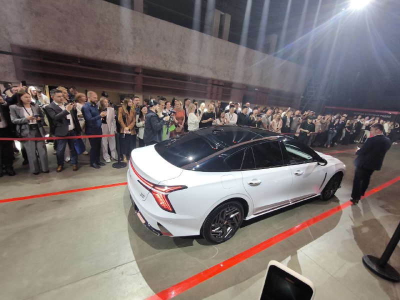 Презентация нового лифтбека Hongqi Н6 и планы на рынок РФ