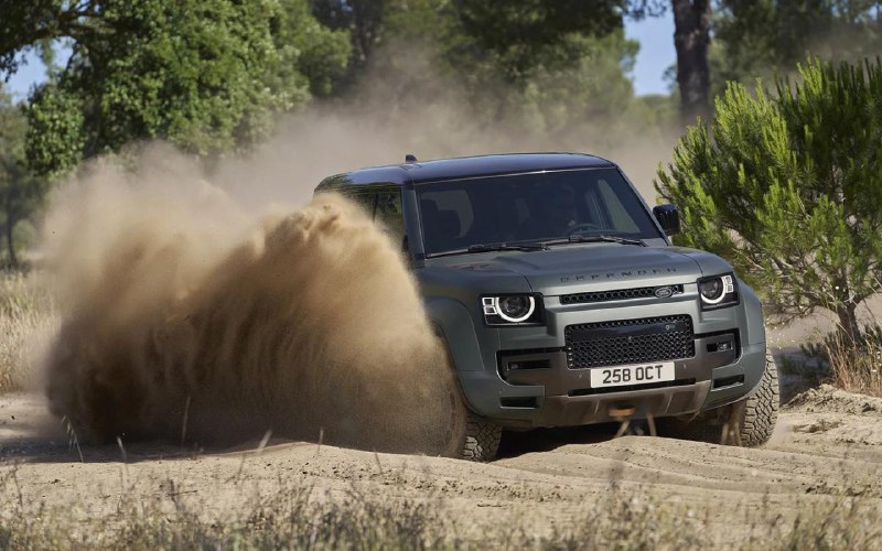 Эксклюзивный Land Rover Defender в уникальной заряженной версии
