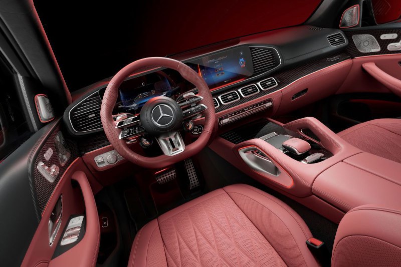 Ограниченная серия Mercedes-AMG Arctic Silver: эксклюзивность и стиль