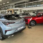 Снижение продаж легковых автомобилей на российском рынке в мае 2025 года