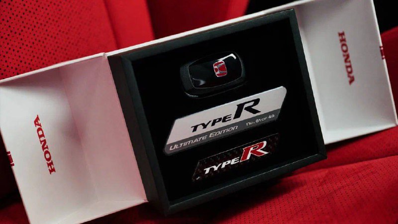 Прощальная версия Honda Civic Type R — лимитированная модель с уникальным дизайном