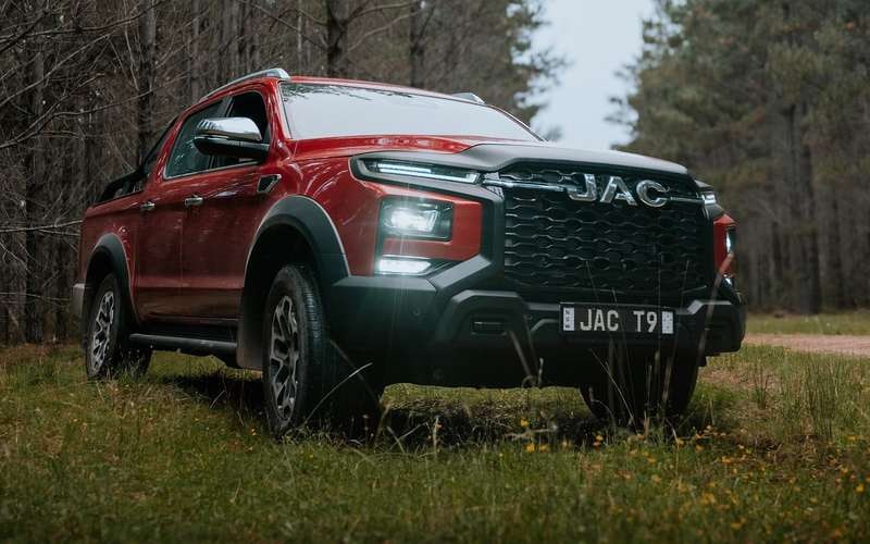 В России скоро появится дизельная версия популярного пикапа JAC T9