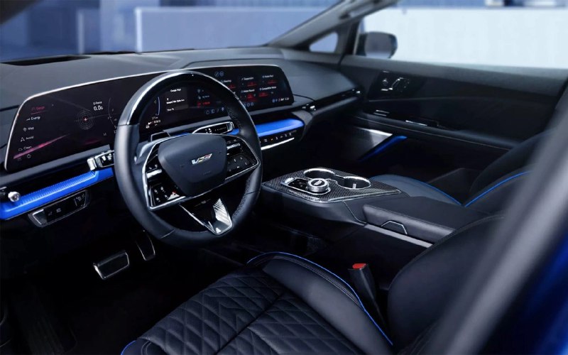 Представлен мощный электрокроссовер Cadillac Optiq-V с зарядкой NACS