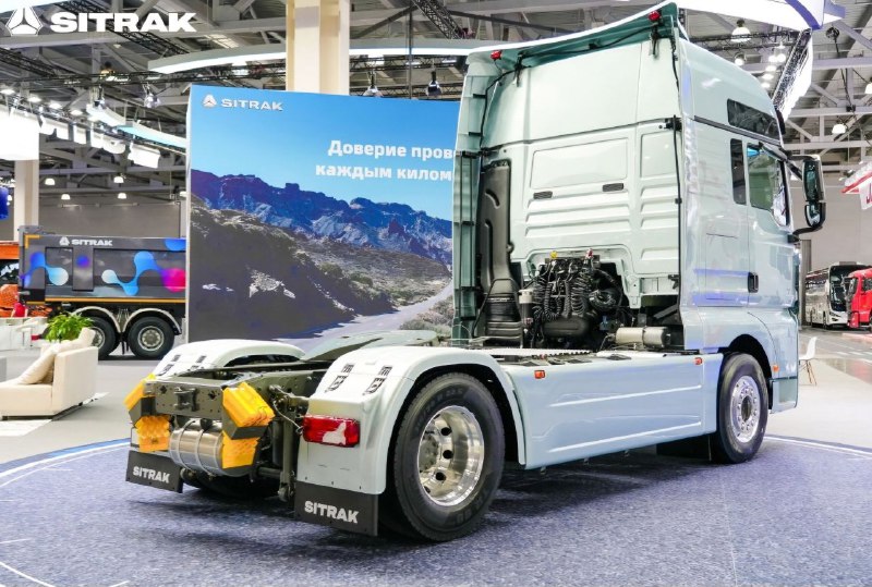 На российском рынке появился новый китайский тягач Sitrak C9H, опередивший КАМАЗ по продажам
