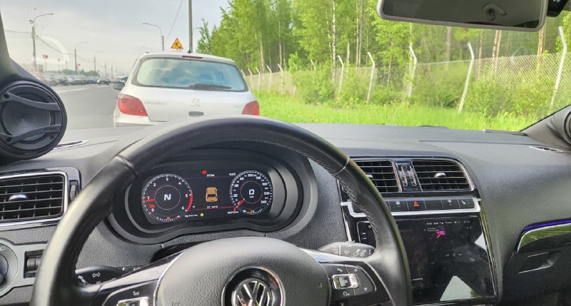 Обзор китайской цифровой приборной панели для Polo Sedan