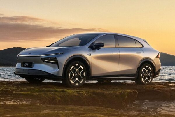 Новый электрокроссовер Xpeng G7: конкуренция для Tesla Model Y