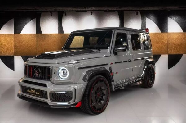 Особый экземпляр: уникальный Brabus 900 Rocket продается в Москве за рекордную сумму
