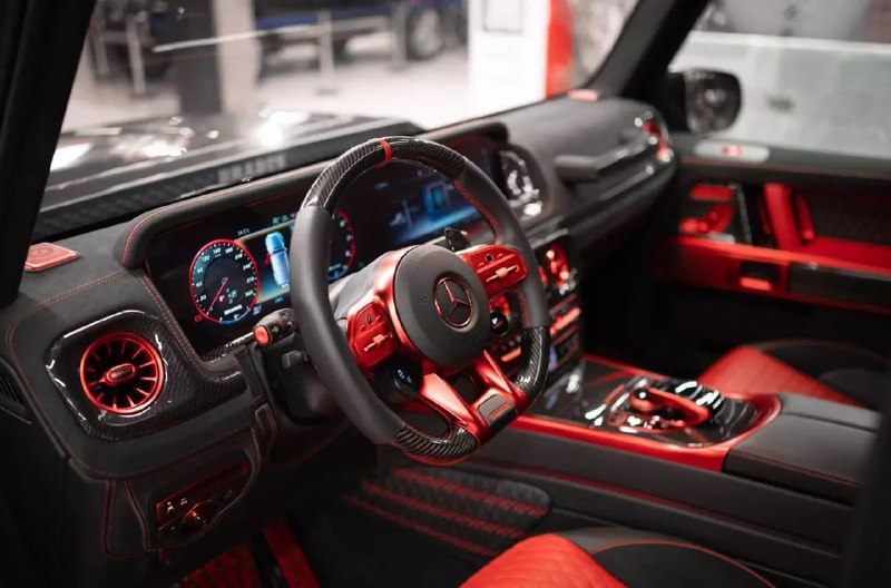 Особый экземпляр: уникальный Brabus 900 Rocket продается в Москве за рекордную сумму