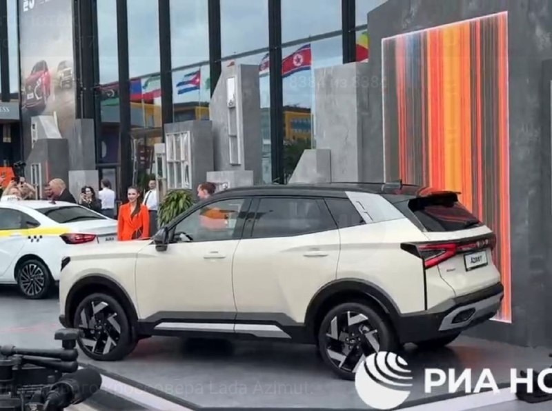 Новый кроссовер LADA Azimut: первые фото и характеристики