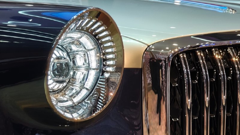 Российский бизнесмен купил рекордный китайский люксовый автомобиль за 120 миллионов рублей